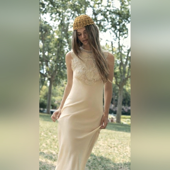 NWT ZARA LINGERIE LIMITED EDITION EMBROIDERED BEADED MAXI DRESS. - Picture 2 of 9